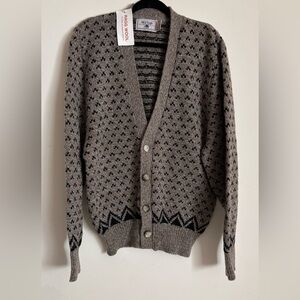 The Great Plains Men's Gray Wool Cardigan Sweater